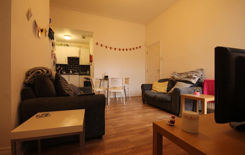 Helmsley Road, Sandyford, Newcastle - Image 1